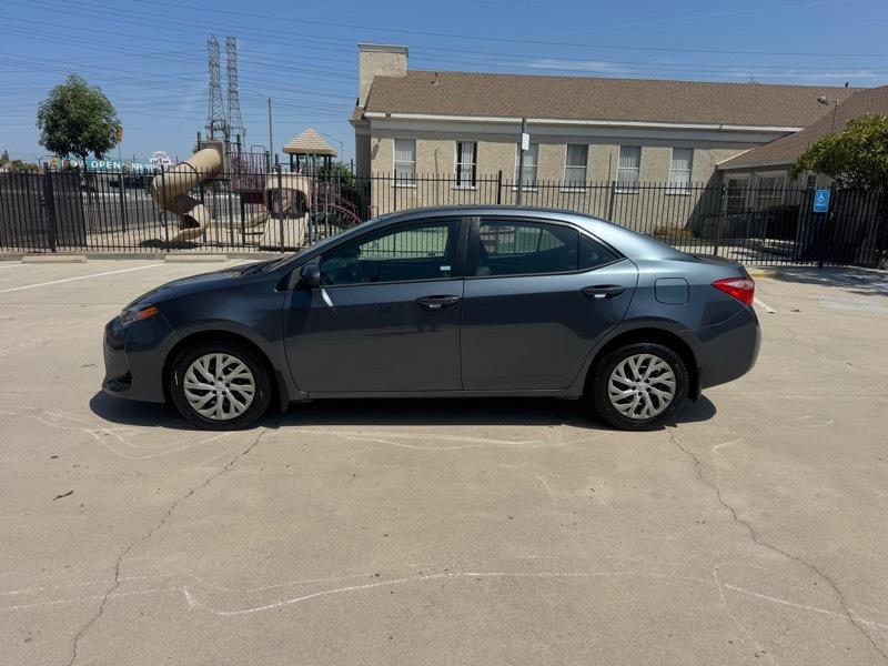 Toyota Corolla LE 4D Sedan 2018