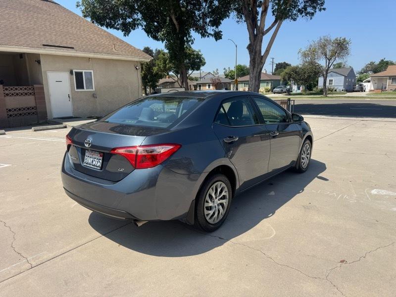 Toyota Corolla LE 4D Sedan 2018