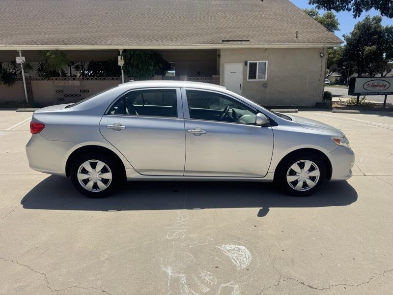 Toyota Corolla 4dr Sedan LE Auto 2010