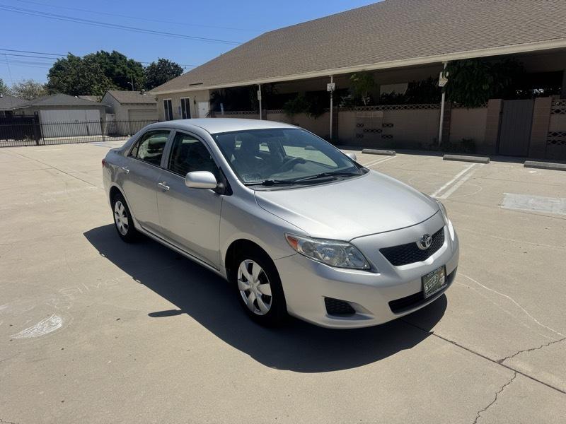 Toyota Corolla 4dr Sedan LE Auto 2010