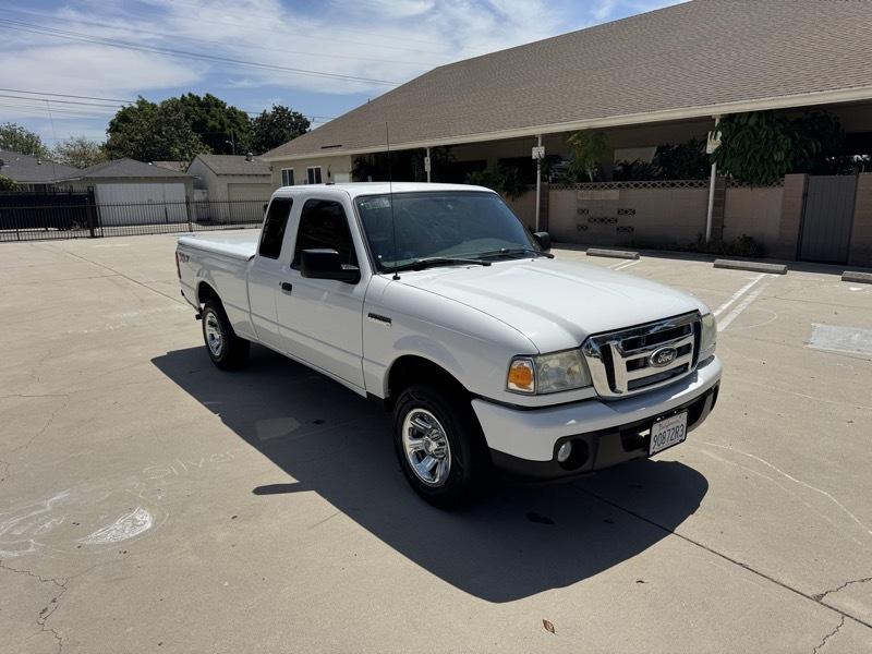 Ford Ranger XLT SuperCab 2-Door 2WD 2011