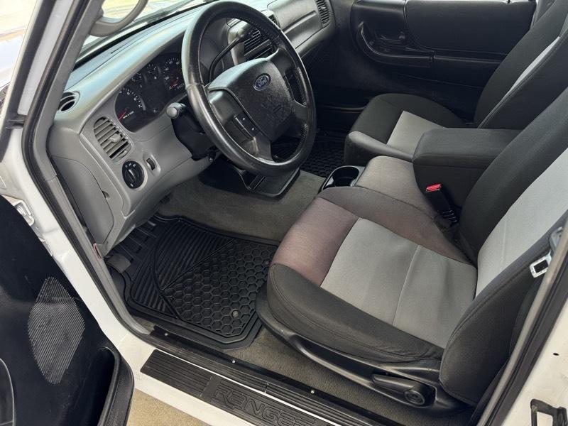 Ford Ranger XLT SuperCab 2-Door 2WD 2011