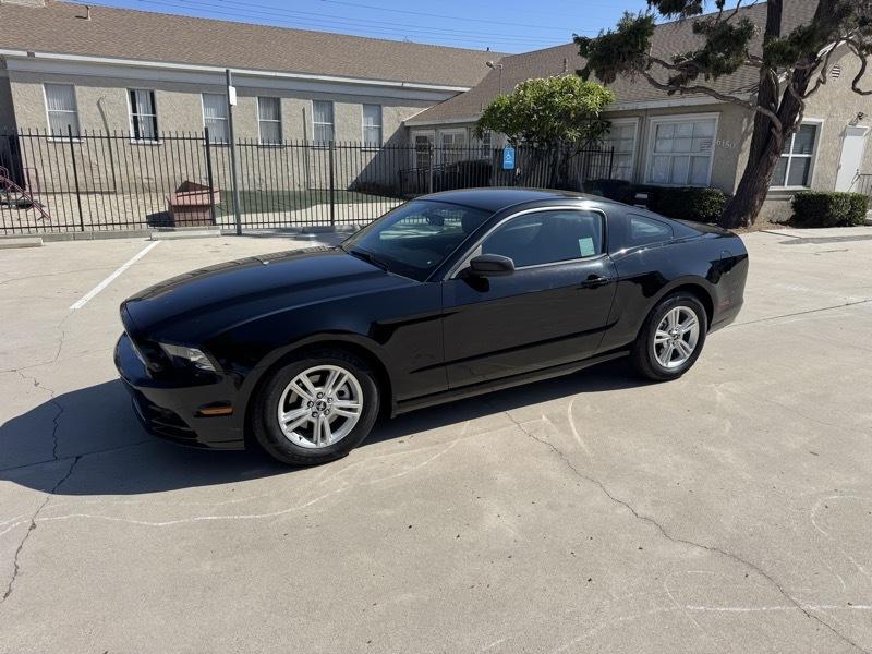 Ford Mustang V6 Coupe 2014