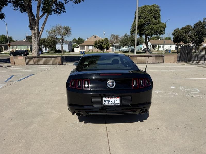 Ford Mustang V6 Coupe 2014
