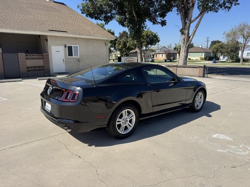 Ford Mustang V6 Coupe 2014