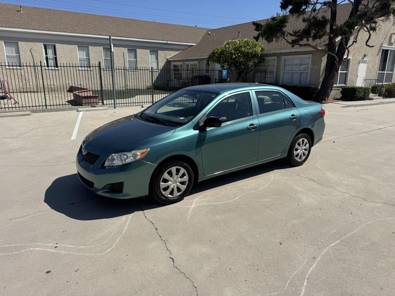 Toyota Corolla 4dr Sdn Base Auto 2009