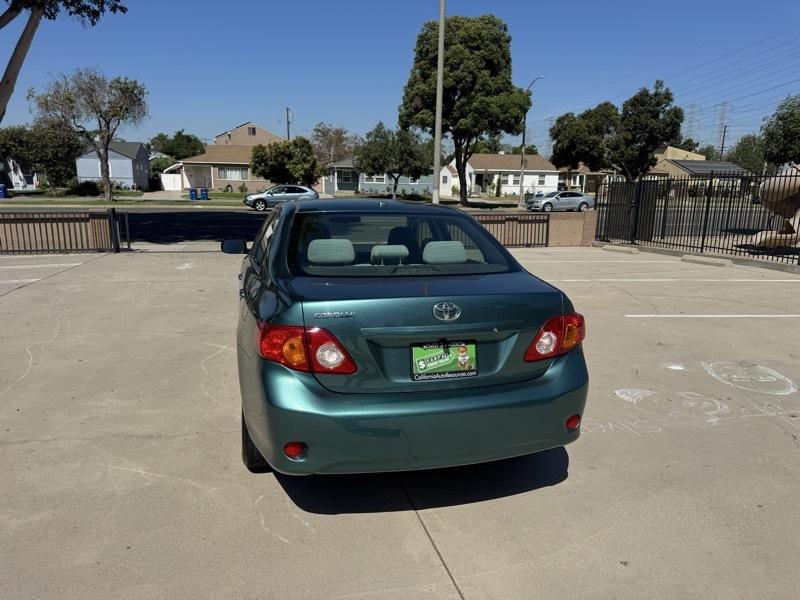 Toyota Corolla 4dr Sdn Base Auto 2009