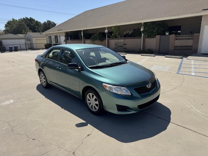 Toyota Corolla 4dr Sdn Base Auto 2009