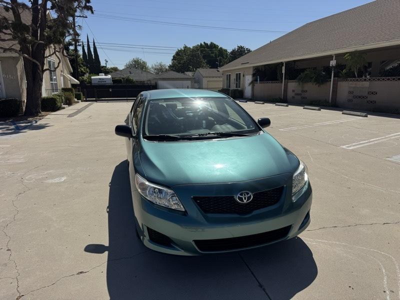 Toyota Corolla 4dr Sdn Base Auto 2009