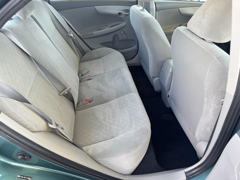 Toyota Corolla 4dr Sdn Base Auto 2009