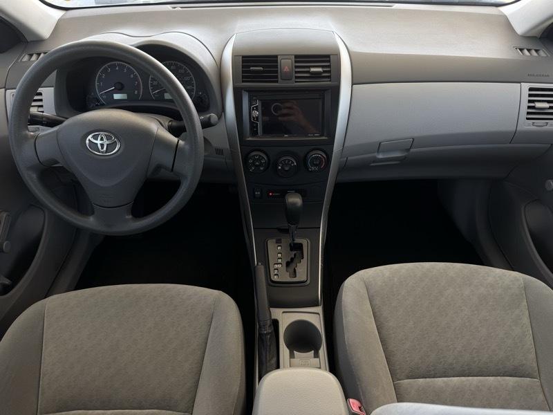 Toyota Corolla 4dr Sdn Base Auto 2009