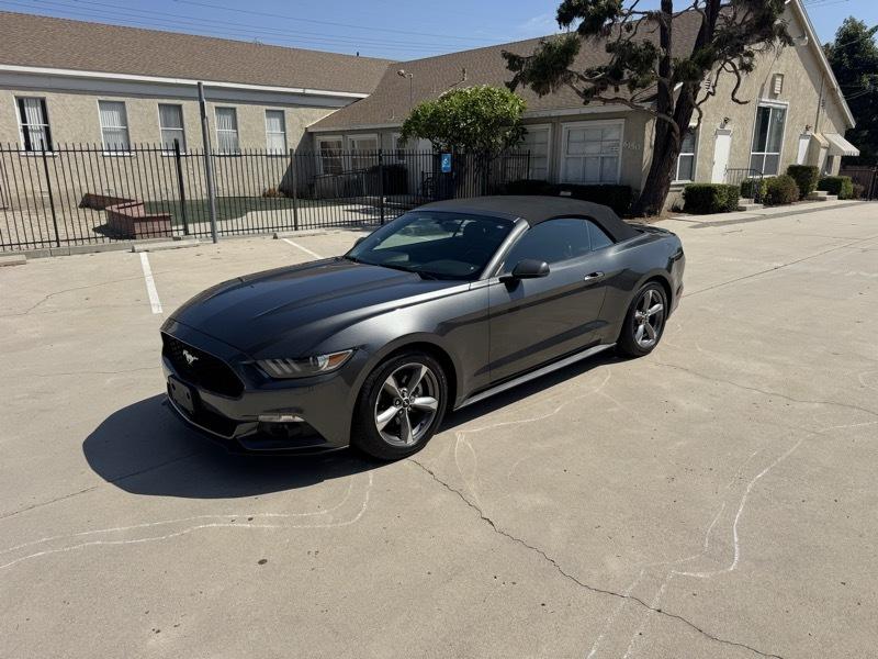 Ford Mustang V6 Convertible 2017