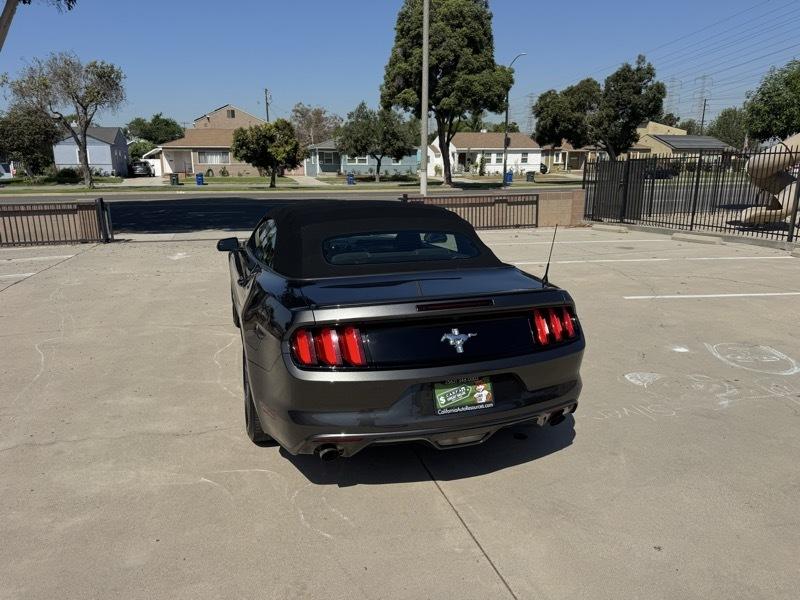 Ford Mustang V6 Convertible 2017