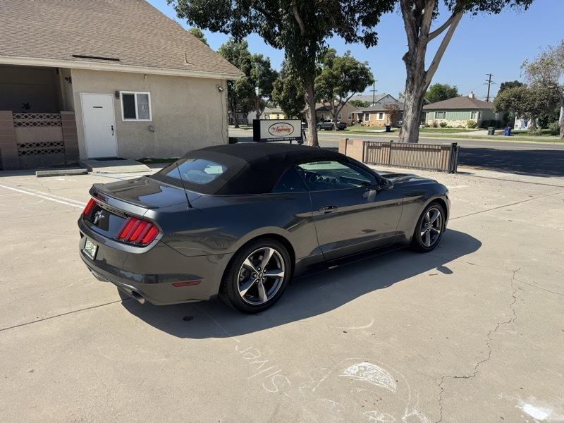 Ford Mustang V6 Convertible 2017