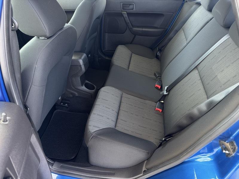 Ford Focus SE Sedan 2010