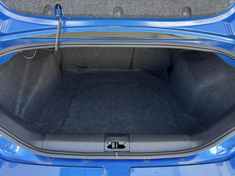 Ford Focus SE Sedan 2010