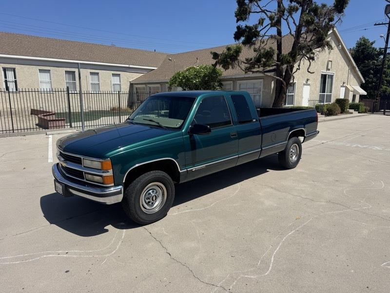 Chevrolet C/K 2500 Ext. Cab 8-ft. Bed 2WD 1997