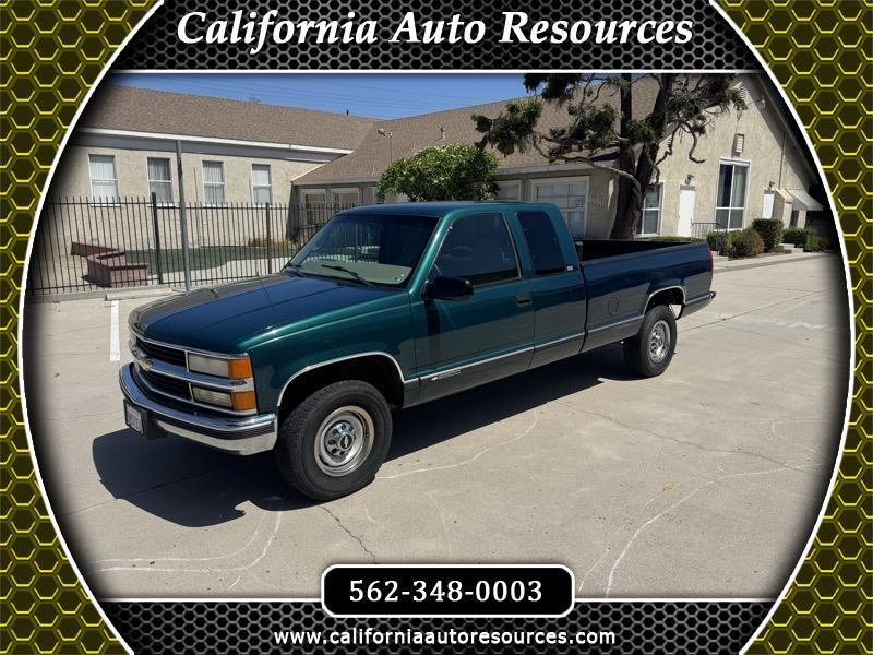 1997 Chevrolet C/K 2500 Ext. Cab 8-ft. Bed 2WD