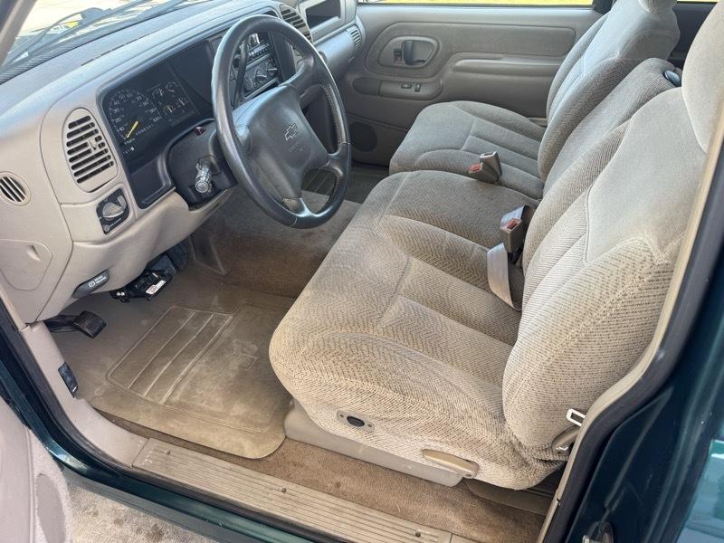 Chevrolet C/K 2500 Ext. Cab 8-ft. Bed 2WD 1997