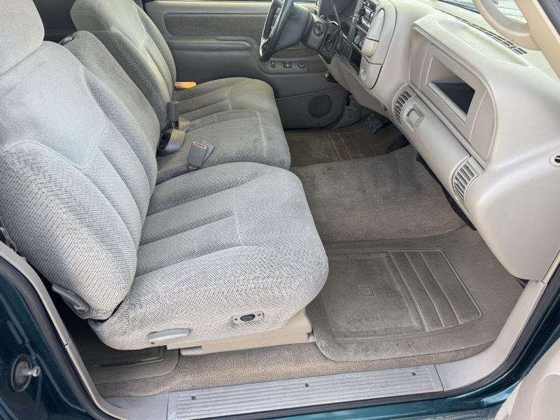 Chevrolet C/K 2500 Ext. Cab 8-ft. Bed 2WD 1997