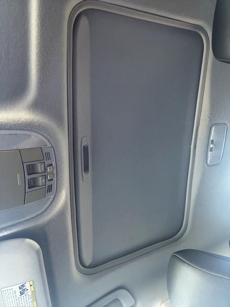 Toyota Corolla Base 5-Speed MT 2010
