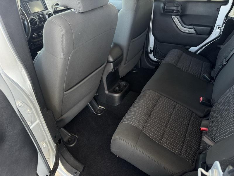 Jeep Wrangler Unlimited Sport 4WD 2011