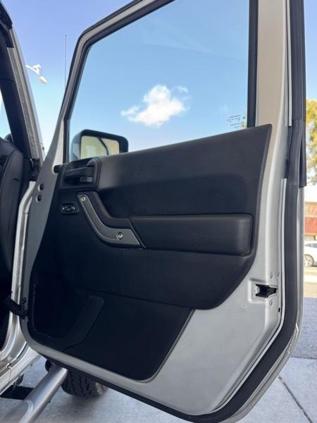 Jeep Wrangler Unlimited Sport 4WD 2011