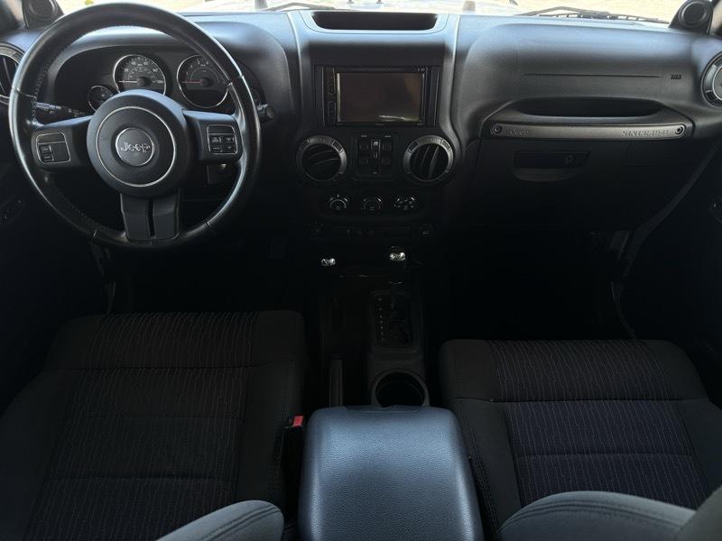 Jeep Wrangler Unlimited Sport 4WD 2011