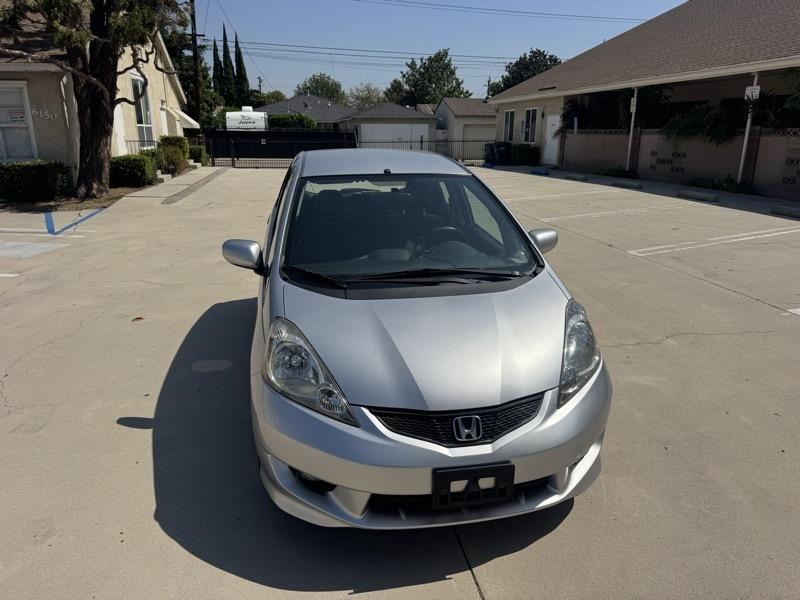 Honda Fit Sport 5-Speed AT 2011
