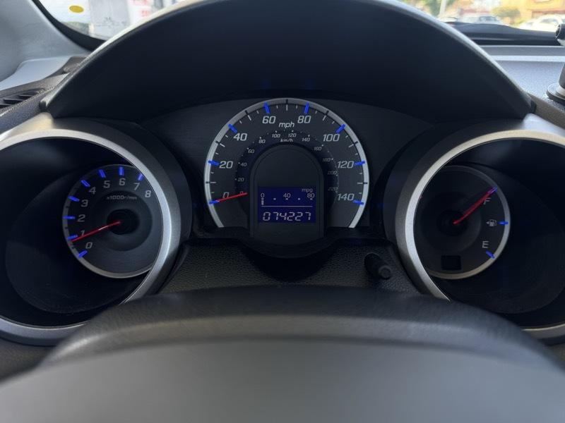 Honda Fit Sport 5-Speed AT 2011