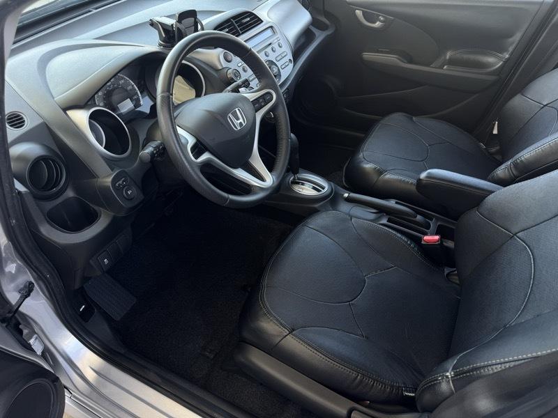 Honda Fit Sport 5-Speed AT 2011