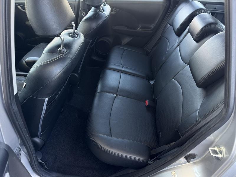 Honda Fit Sport 5-Speed AT 2011