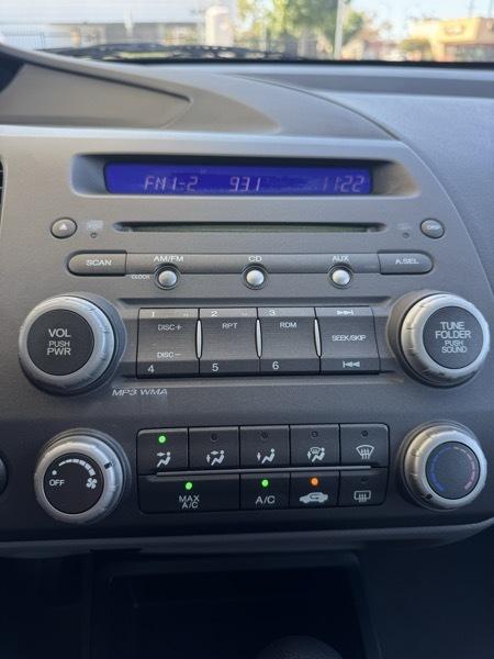 Honda Civic LX Sedan 5-Speed AT 2010