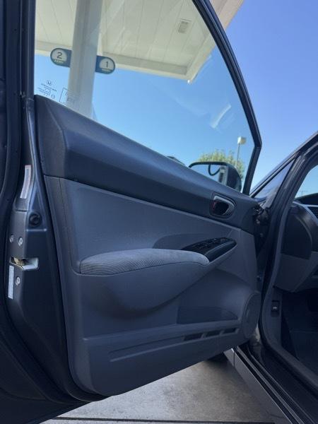 Honda Civic LX Sedan 5-Speed AT 2010