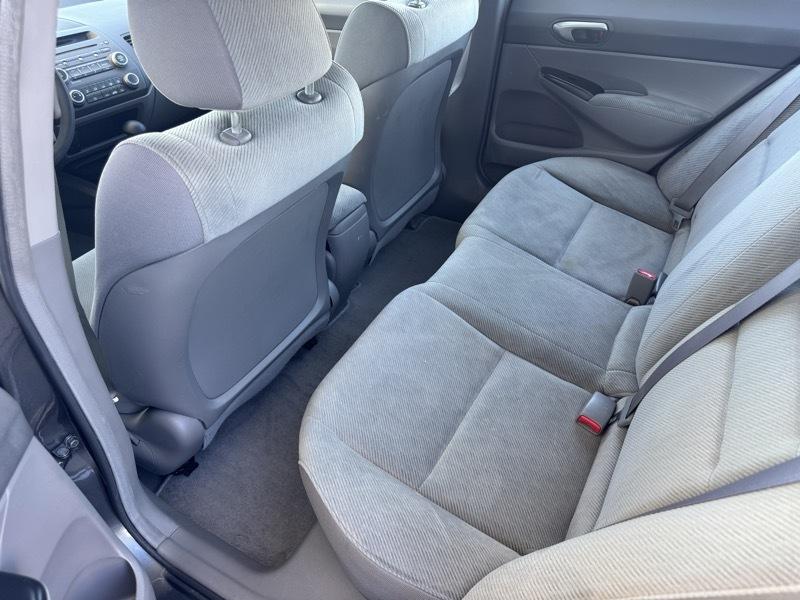 Honda Civic LX Sedan 5-Speed AT 2010