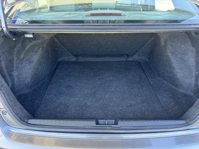 Honda Civic LX Sedan 5-Speed AT 2010