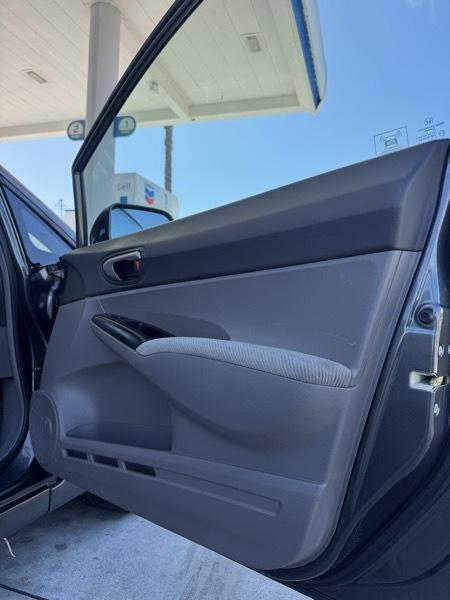 Honda Civic LX Sedan 5-Speed AT 2010