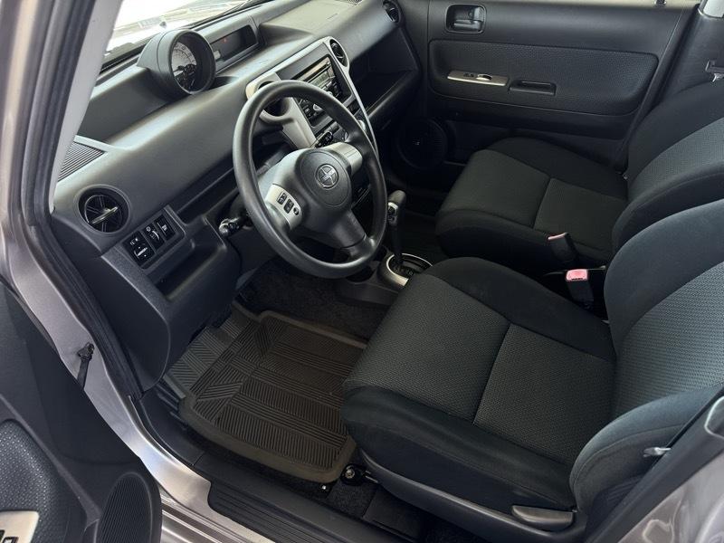 Scion xB Wagon 2006
