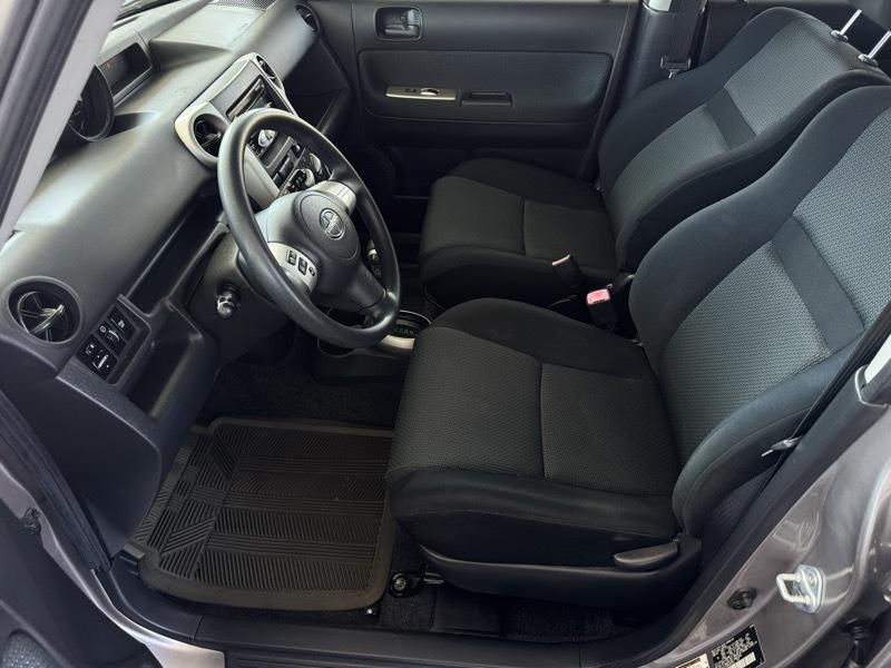Scion xB Wagon 2006