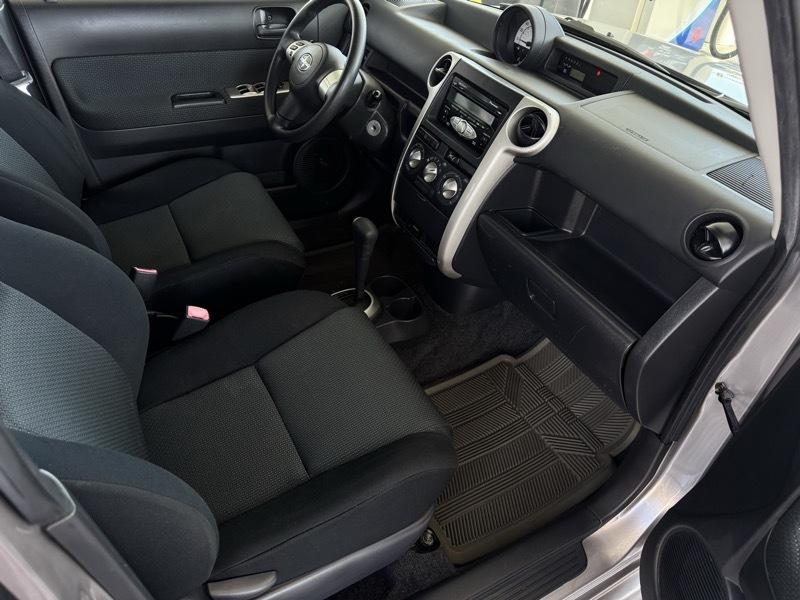 Scion xB Wagon 2006