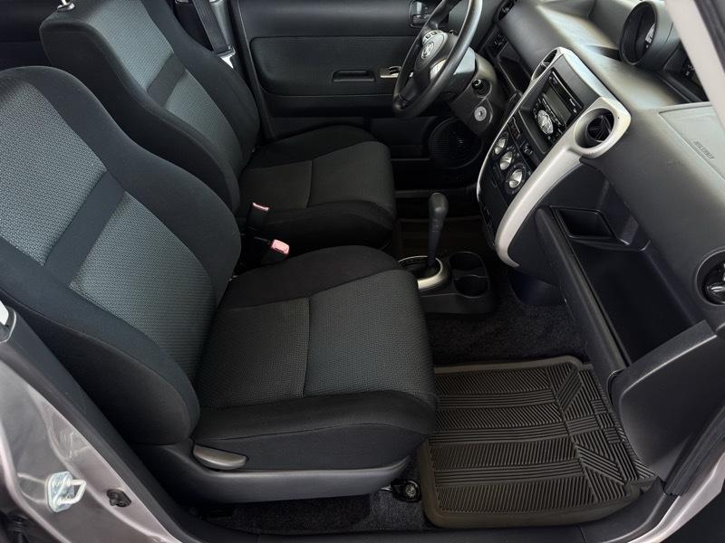 Scion xB Wagon 2006