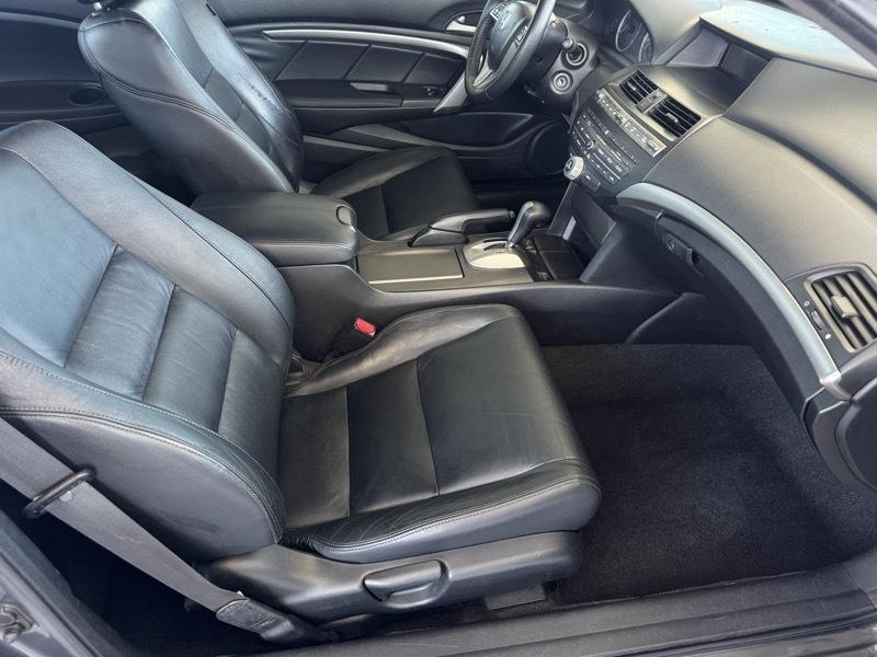 Honda Accord EX-L Coupe AT 2010