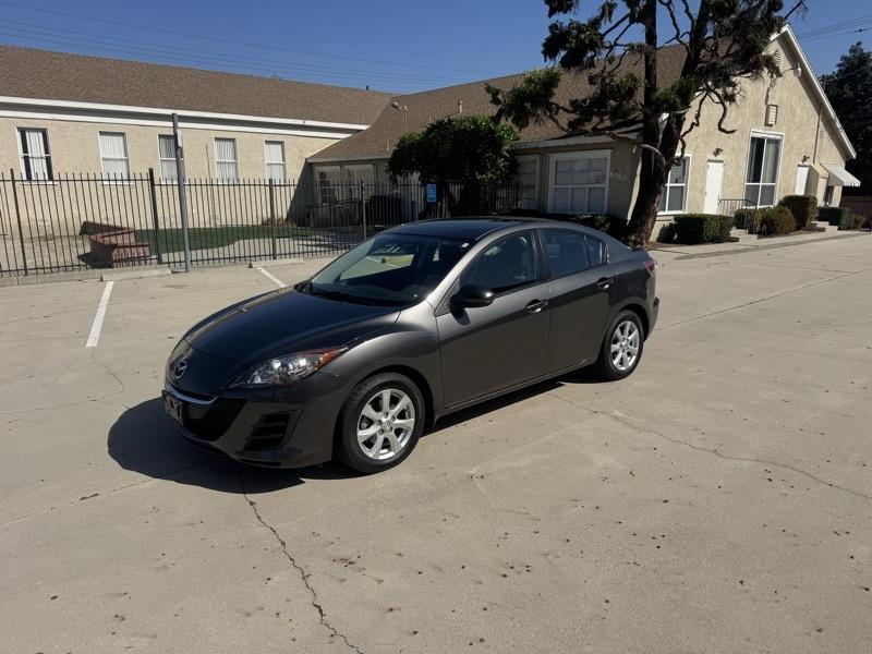 Mazda MAZDA3 i Touring 4-door 2010