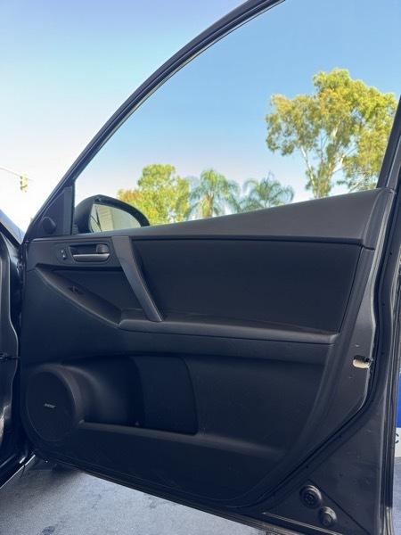 Mazda MAZDA3 i Touring 4-door 2010