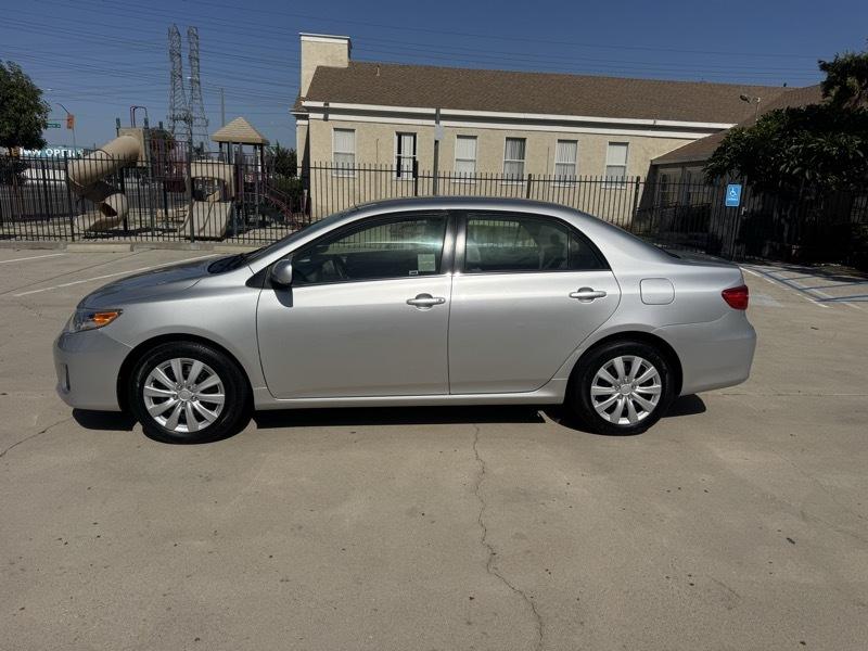 Toyota Corolla LE 4D Sedan 2013
