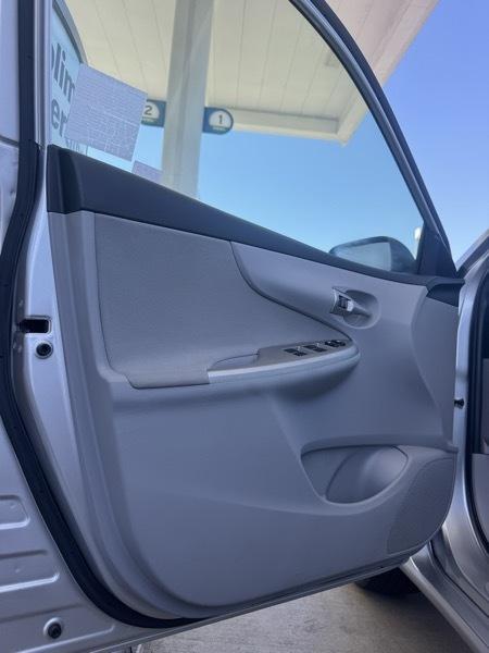 Toyota Corolla LE 4D Sedan 2013