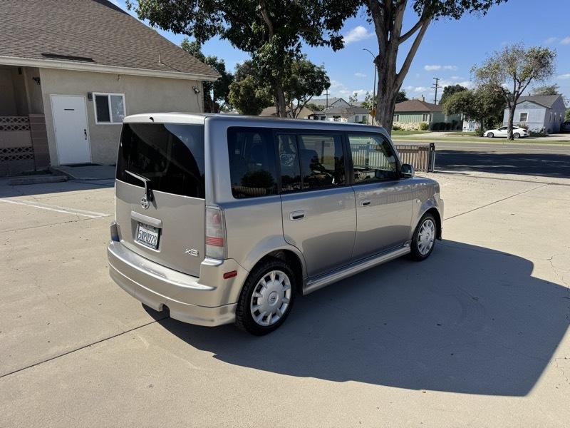 Scion xB Wagon 2006