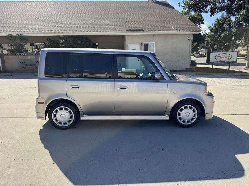 Scion xB Wagon 2006
