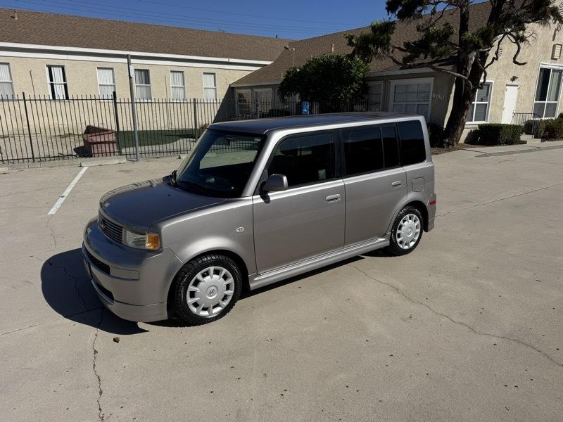 Scion xB Wagon 2006