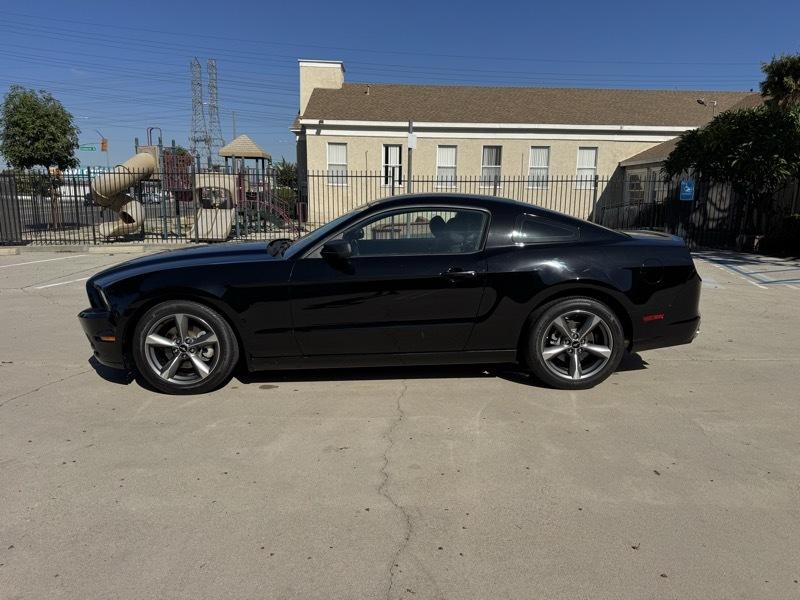 Ford Mustang V6 Coupe 2014